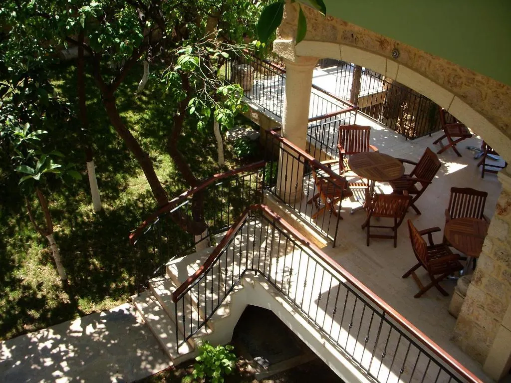 Villa Verde 안탈리아 게스트하우스