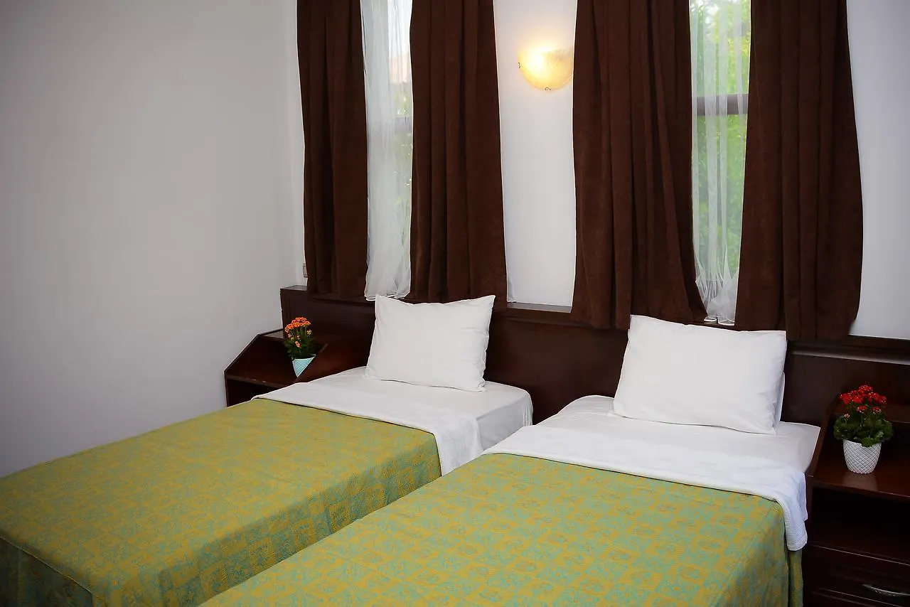Villa Verde 안탈리아 게스트하우스