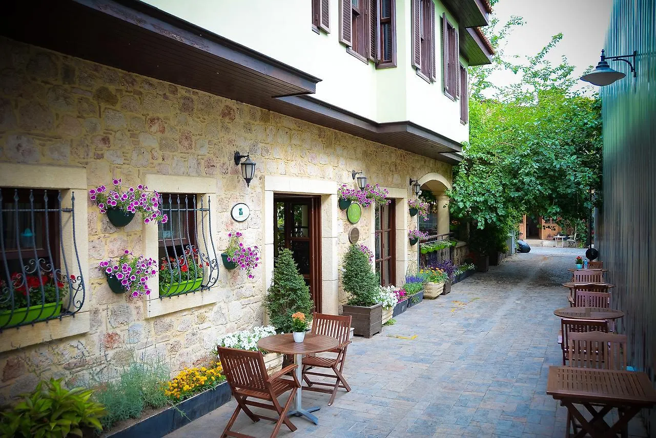 Villa Verde 안탈리아 게스트하우스